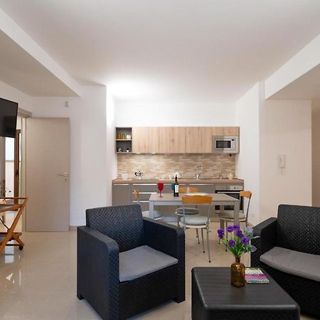 Catania Historic Center Modern Apt With Terraces Exterior photo